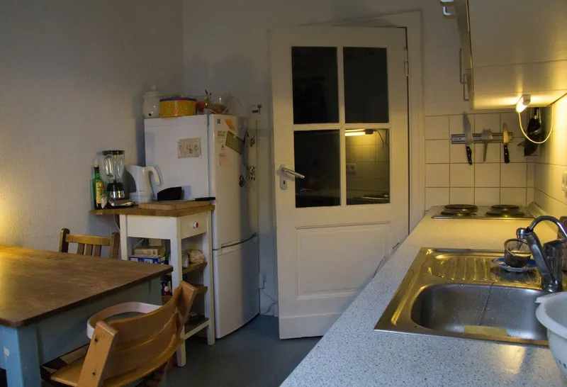 3,5-Zimmer-Wohnung in der Schinkestraße (unmöbliert) — photo 1